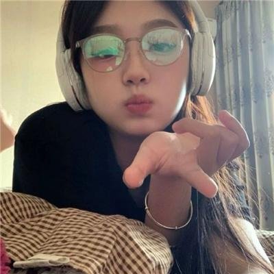 百无禁忌！女高中生私房话 封面