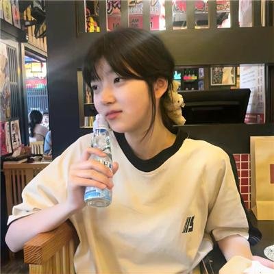 直至魔女消逝 封面